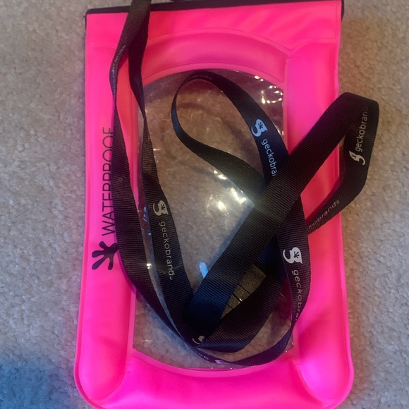 Waterproof Dry Cell Phone Case - Picture 4 of 4